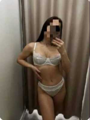 Позвоните проститутке, она ждет именно вас Алия