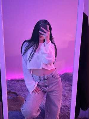 Позвоните проститутке, она ждет именно вас Онлайн