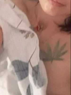 Позвоните проститутке, она ждет именно вас Тома выезд   