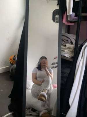 Позвоните проститутке, она ждет именно вас Выезд Бишкек