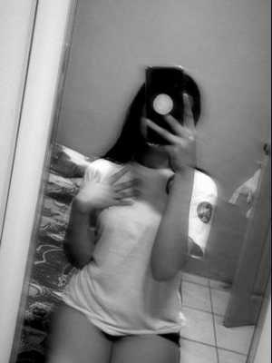 Позвоните проститутке, она ждет именно вас Айка