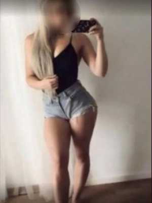 Позвоните проститутке, она ждет именно вас Кристина