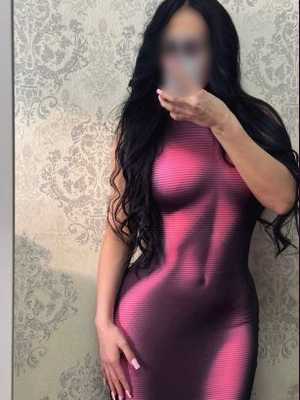 Позвоните проститутке, она ждет именно вас Лия