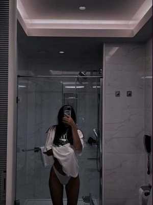 Позвоните проститутке, она ждет именно вас -Выезд-