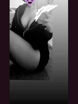 Позвоните проститутке, она ждет именно вас Айгерим